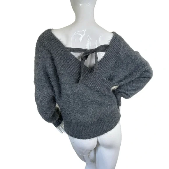 Fashion on Earth Anthro Open Back Fuzzy Eyelash Sweater top faux wrap grey M MD - Picture 7 of 17